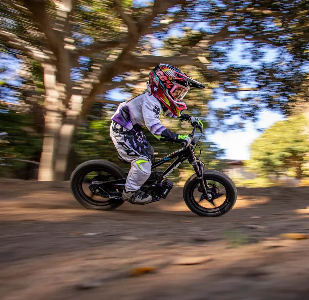 STACYC 16eDRIVE ELITE electric balance bike UK