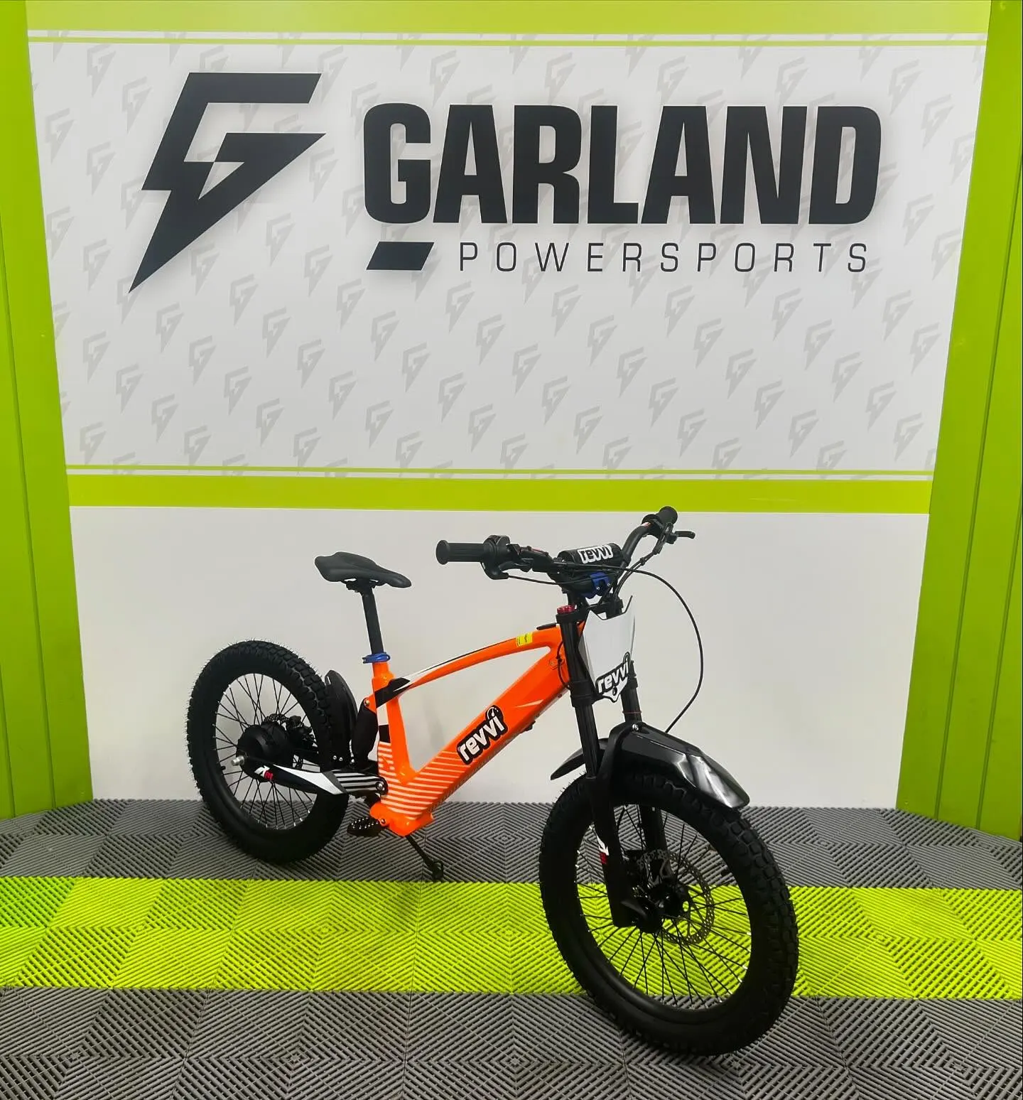 Revvi 20" Electric Bike - Orange