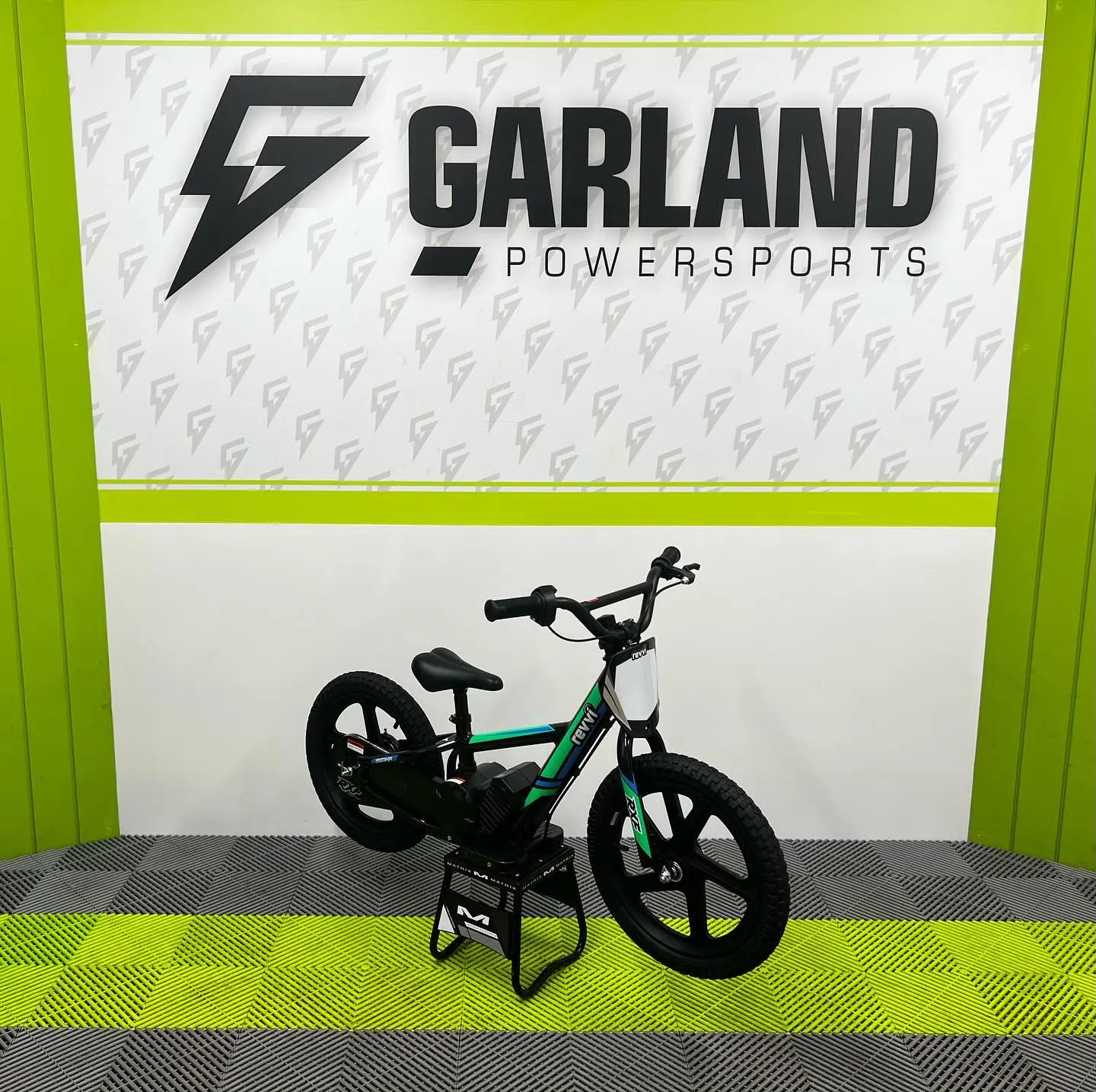 Revvi 16” Electric Balance Bike - Green