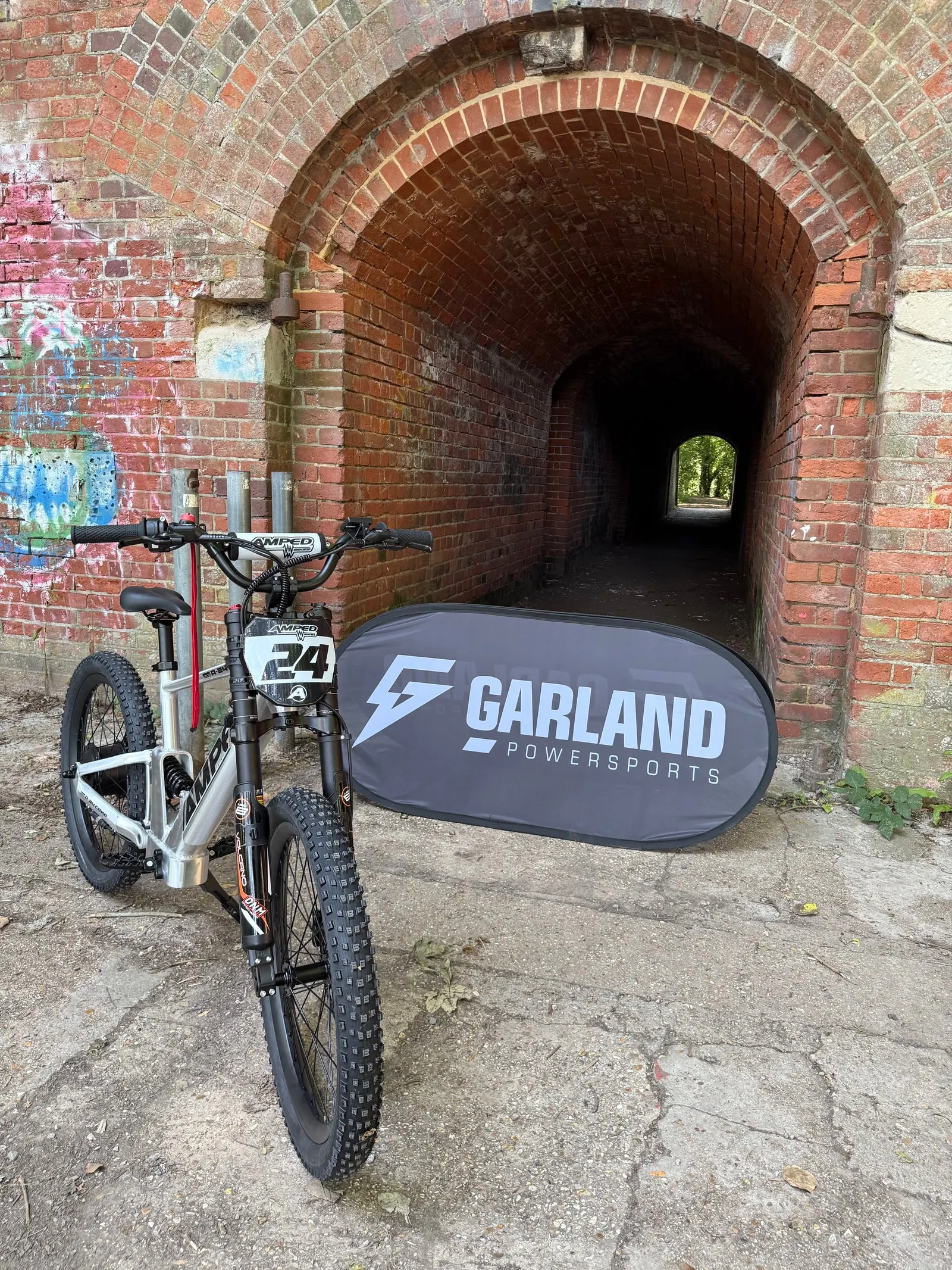 Amped A24 Comp performance electric bike