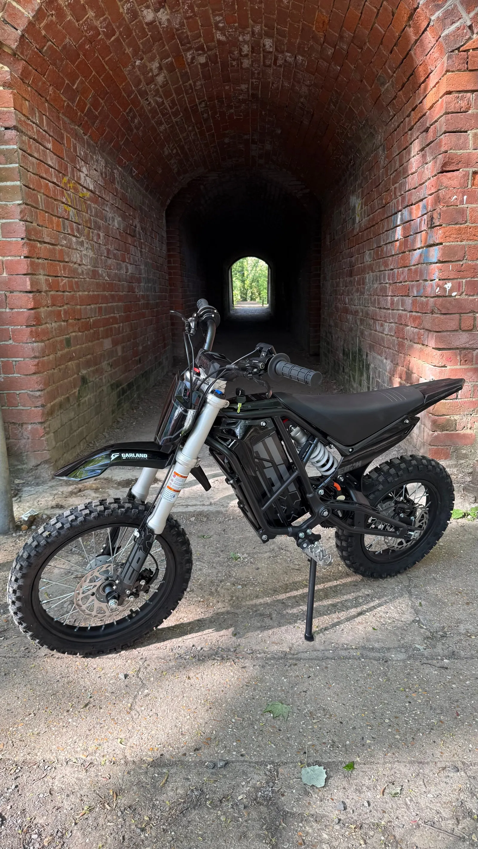 EBOX V3 60 electric dirt bike