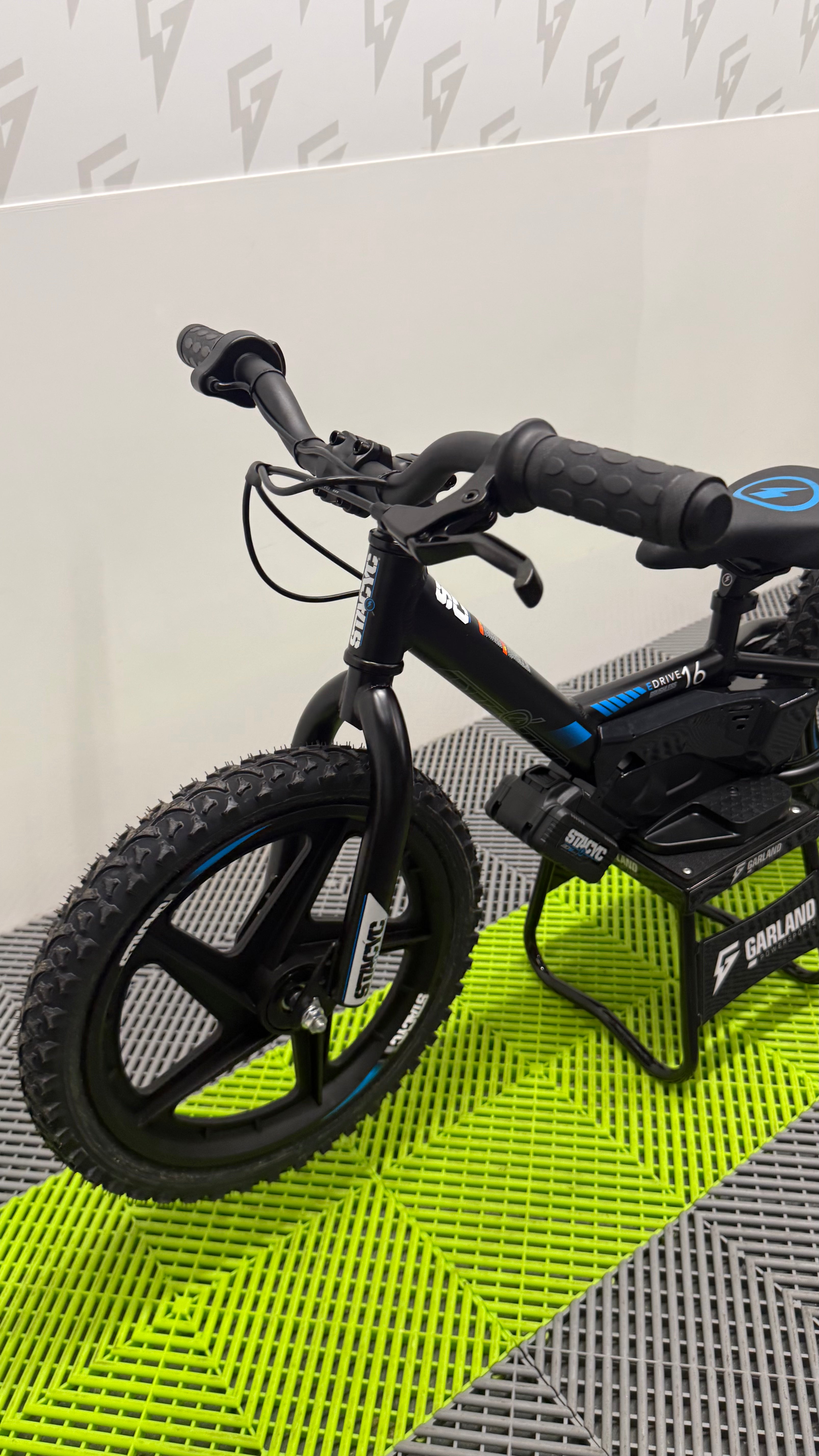 STACYC 16eDRIVE Brushless electric balance bike