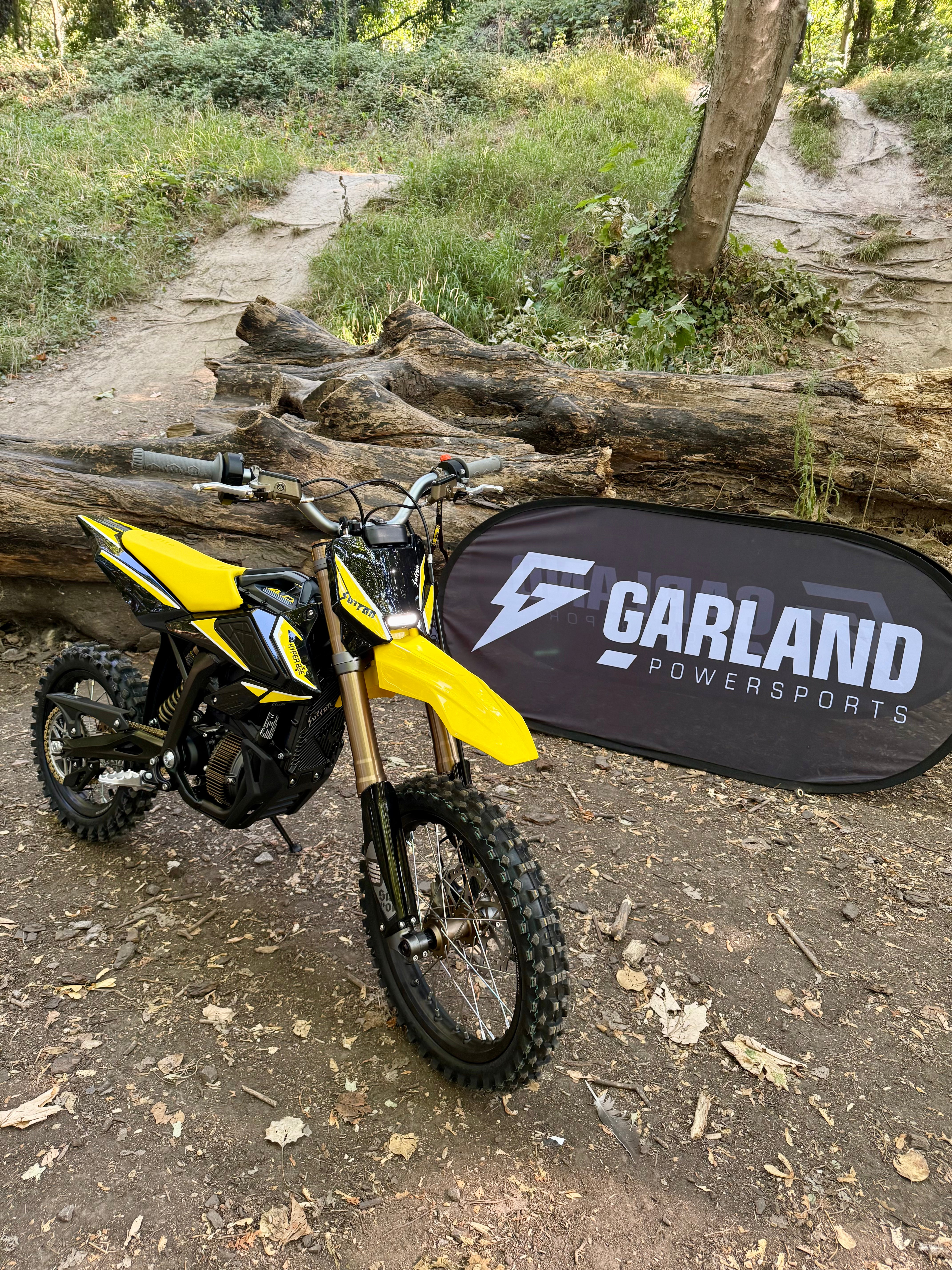 2026 Sur-Ron Hyper Bee compact 8kW electric dirt bike