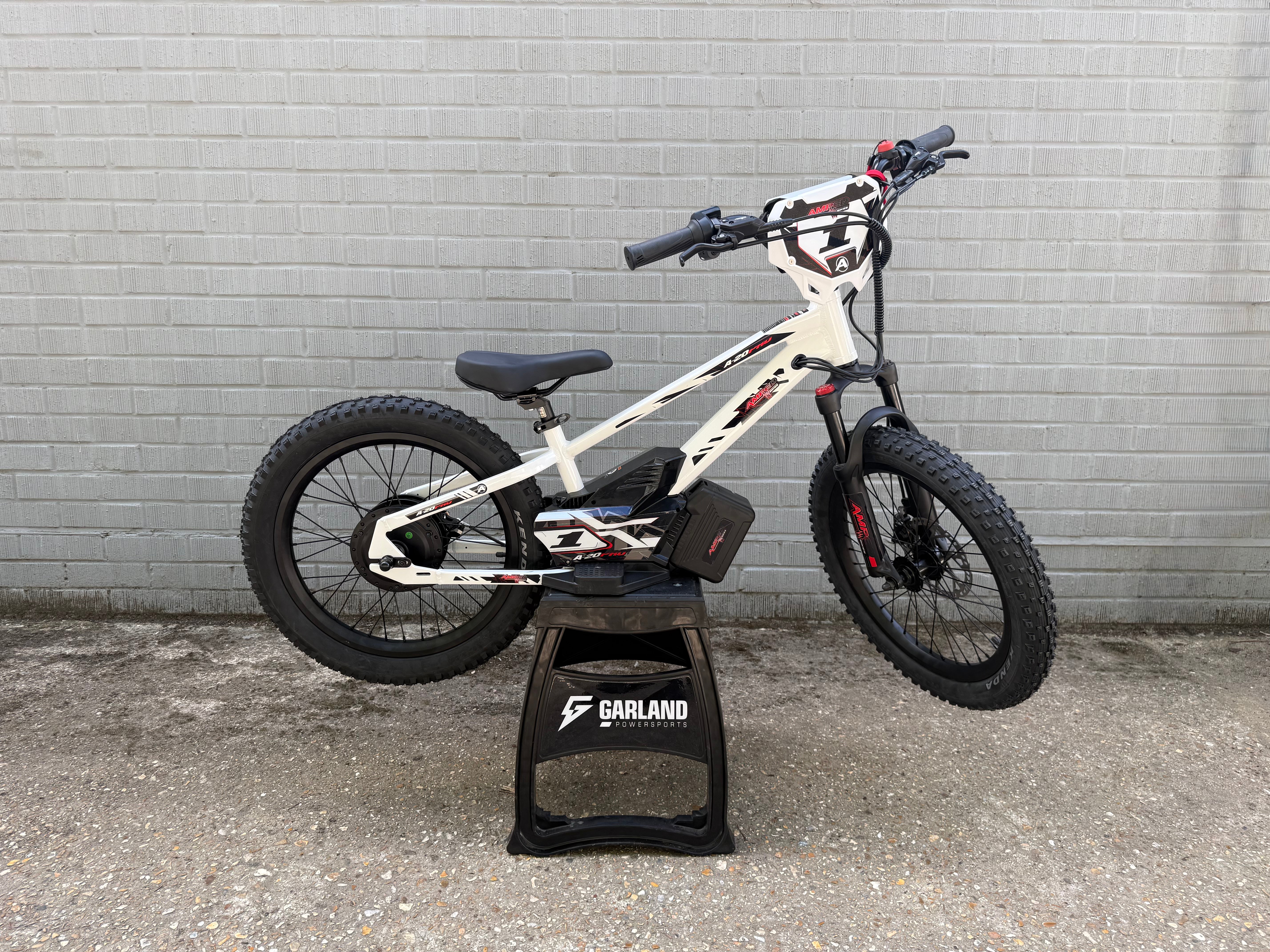 Ex Display Amped A20 Pro Electric Balance Bike - White